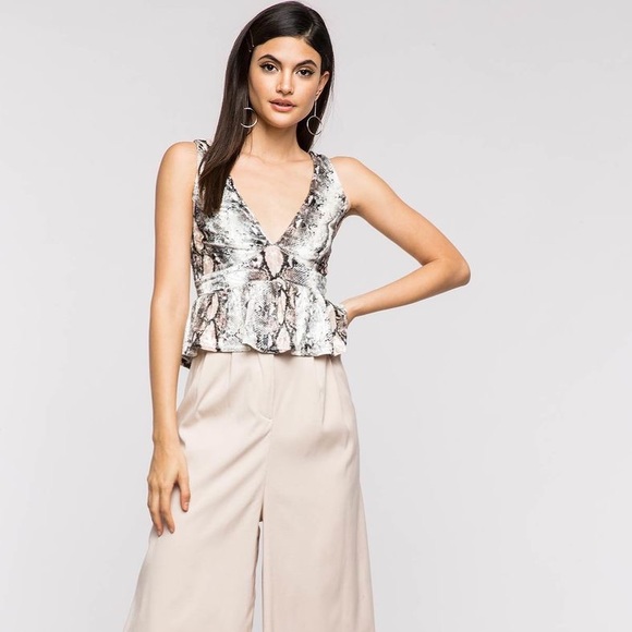 LAST 2! Velvet Peplum Top - Picture 3 of 5